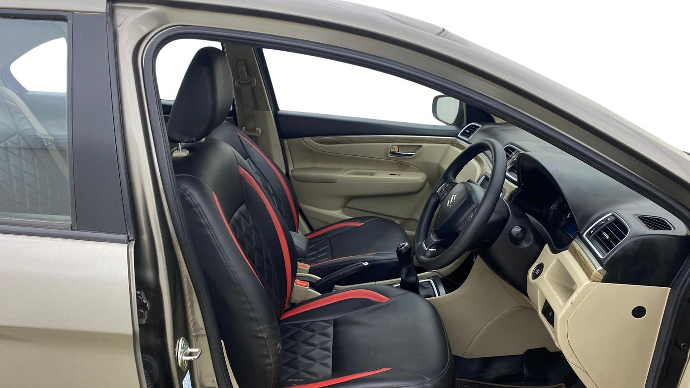 2021 Maruti Ciaz ZETA 1.5 SHVS MT PETROL, Petrol, Manual, 55,867 km, Right Side Front Door Cabin