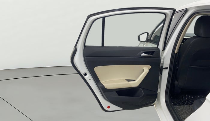 2023 Volkswagen VIRTUS TOPLINE TSI 1.0 MT, Petrol, Manual, 45,319 km, LHS Rear Door