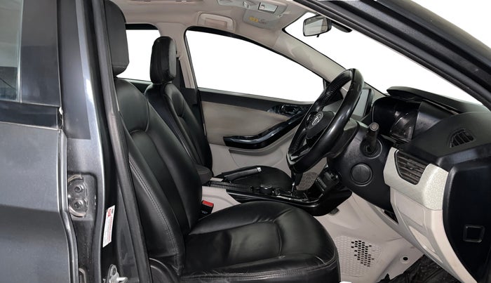 2021 Tata NEXON XZA PLUS SUNROOF PETROL, Petrol, Automatic, 56,481 km, Right Side Front Door Cabin
