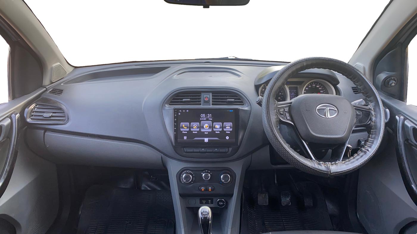 2017 Tata TIGOR XT PETROL, CNG, Manual, 37,080 km, Dashboard