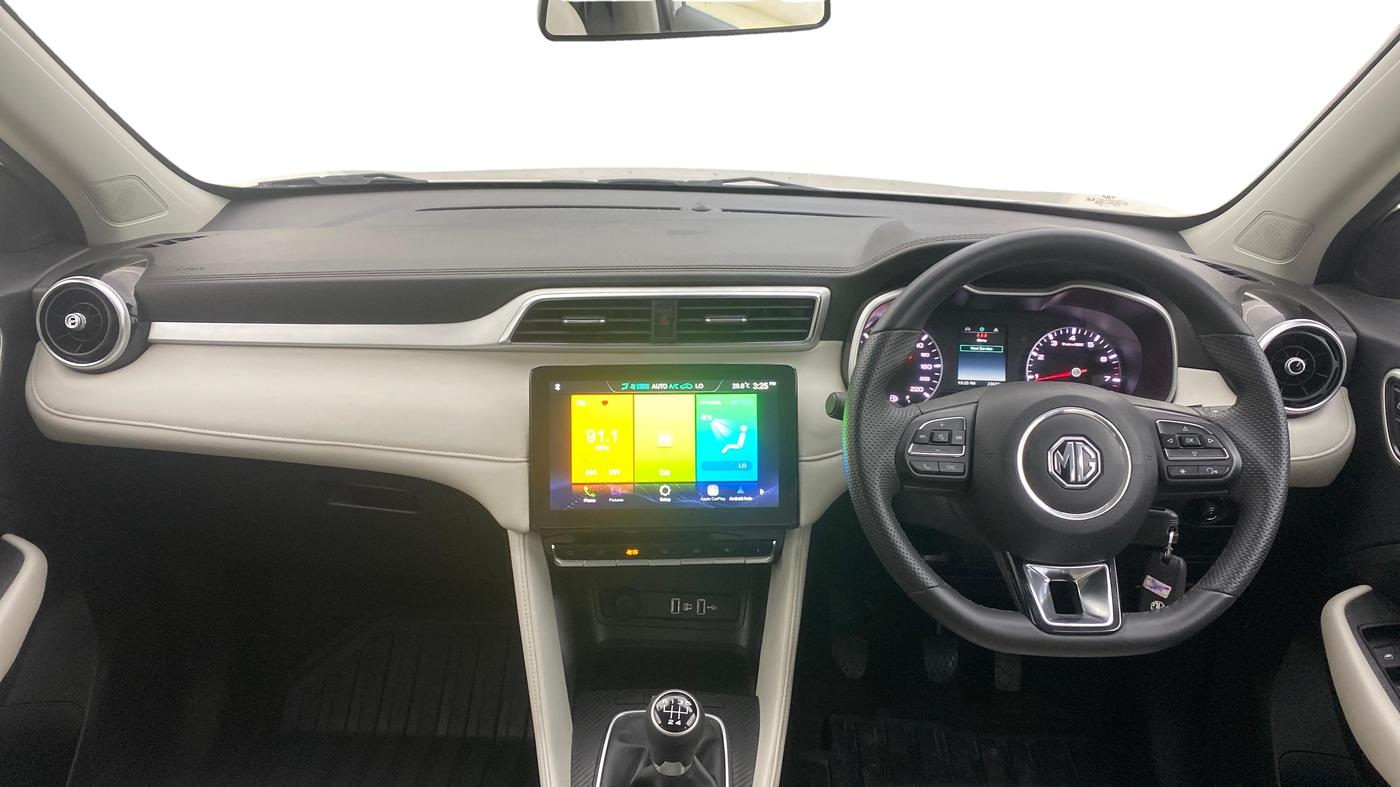 2024 MG ASTOR Sprint 1.5 MT (Ivory), Petrol, Manual, 23,670 km, Dashboard
