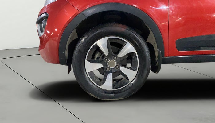 2019 Tata NEXON XZA PLUS PETROL, Petrol, Automatic, 31,891 km, Left Front Wheel