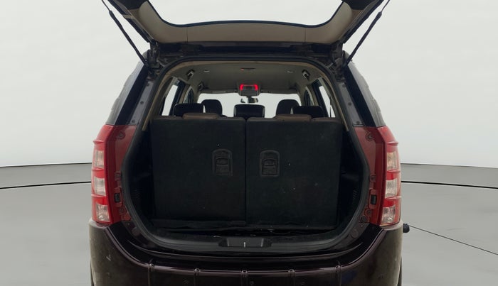 2014 Mahindra XUV500 W8, Diesel, Manual, 1,49,534 km, Boot Open Zoomed View