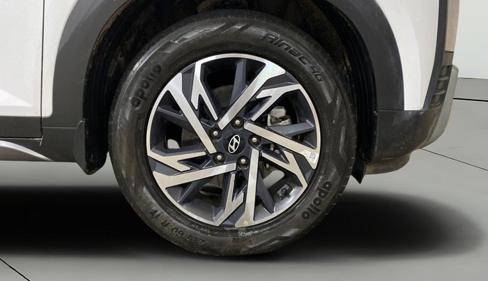 2024 Hyundai Creta SX (O) 1.5 TURBO DCT, Petrol, Automatic, 13,185 km, Right Front Wheel