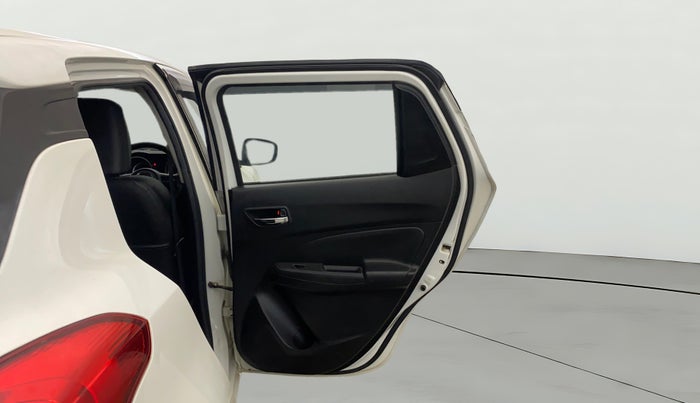 2020 Maruti Swift VXI, Petrol, Manual, 33,785 km, RHS Rear Door