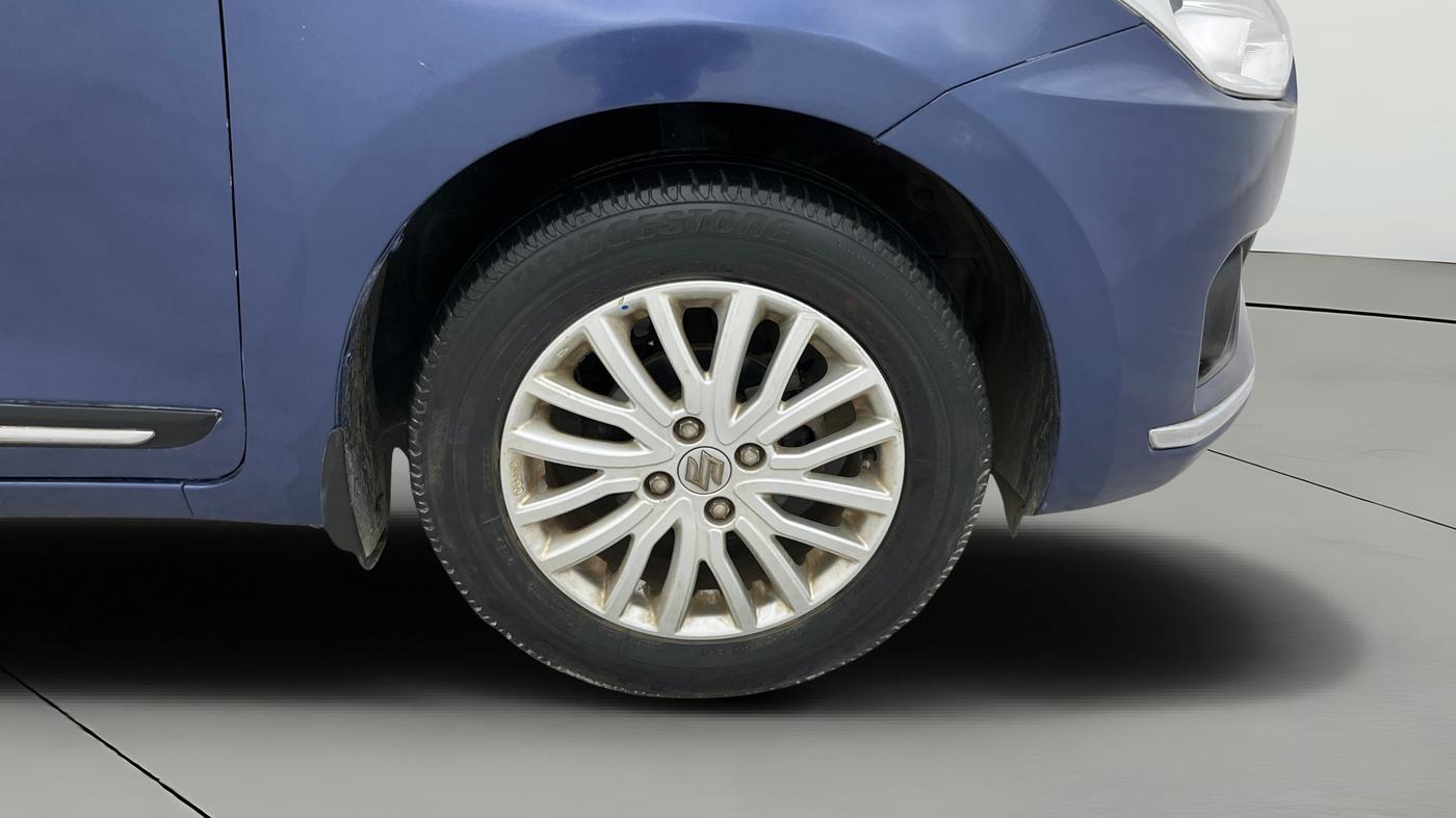 2018 Maruti Dzire ZXI, Petrol, Manual, 39,870 km, Right Front Wheel