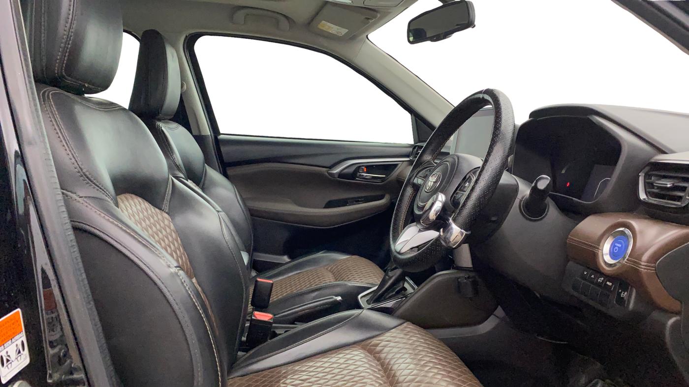 2023 Toyota URBAN CRUISER HYRYDER G HYBRID, Hybrid, Automatic, 55,187 km, Right Side Front Door Cabin