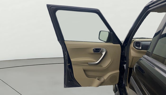 2021 Mahindra BOLERO NEO N10 R, Diesel, Manual, 79,430 km, LHS Front Door