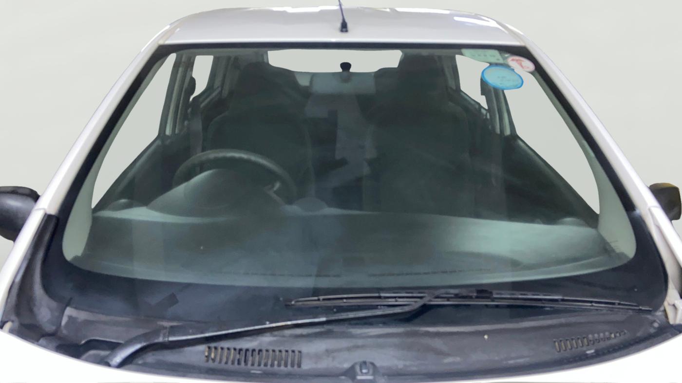 2018 Datsun Redi Go T(O) 1.0 AMT, Petrol, Automatic, 27,921 km, Front Windshield