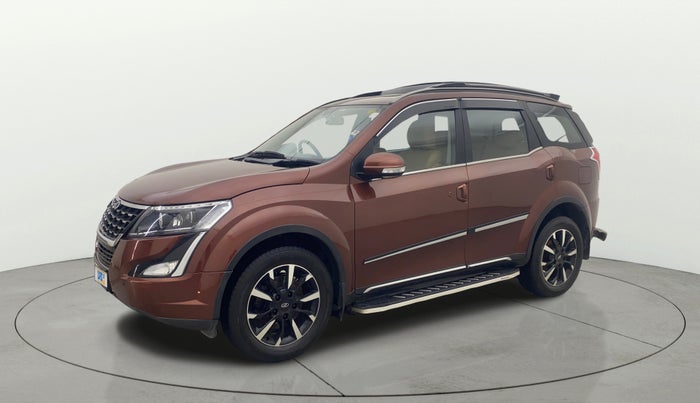 2021 Mahindra XUV500 W11(O), Diesel, Manual, 21,359 km, Left Front Diagonal