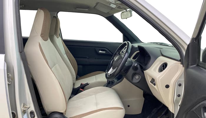 2019 Maruti New Wagon-R VXI 1.2, CNG, Manual, 80,574 km, Right Side Front Door Cabin