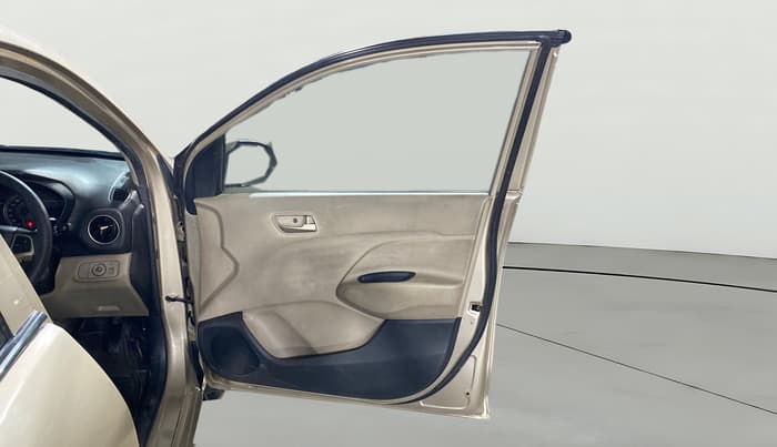 2019 Hyundai NEW SANTRO SPORTZ MT, Petrol, Manual, 79,275 km, RHS Front Door
