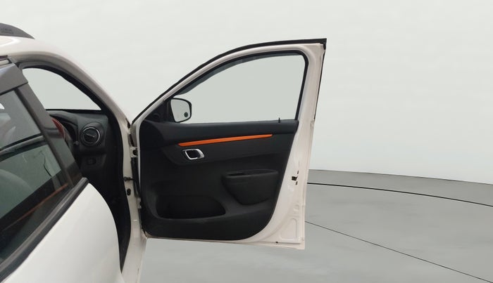 2020 Renault Kwid CLIMBER 1.0 (O), Petrol, Manual, 75,455 km, RHS Front Door