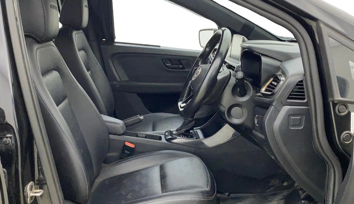 2023 Tata ALTROZ XZA PLUS DARK EDTION, Petrol, Automatic, 39,430 km, Right Side Front Door Cabin