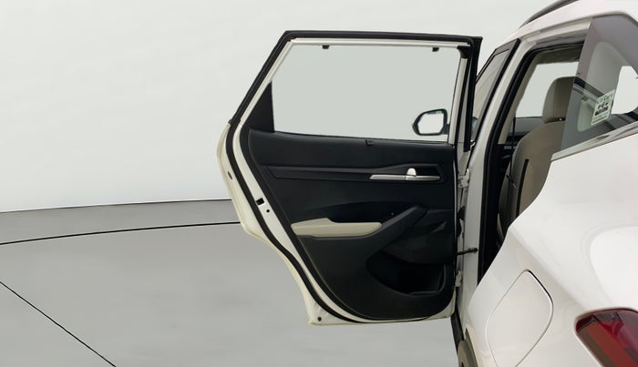 2022 KIA SELTOS HTK PLUS 1.5 IMT, Petrol, Manual, 71,399 km, LHS Rear Door