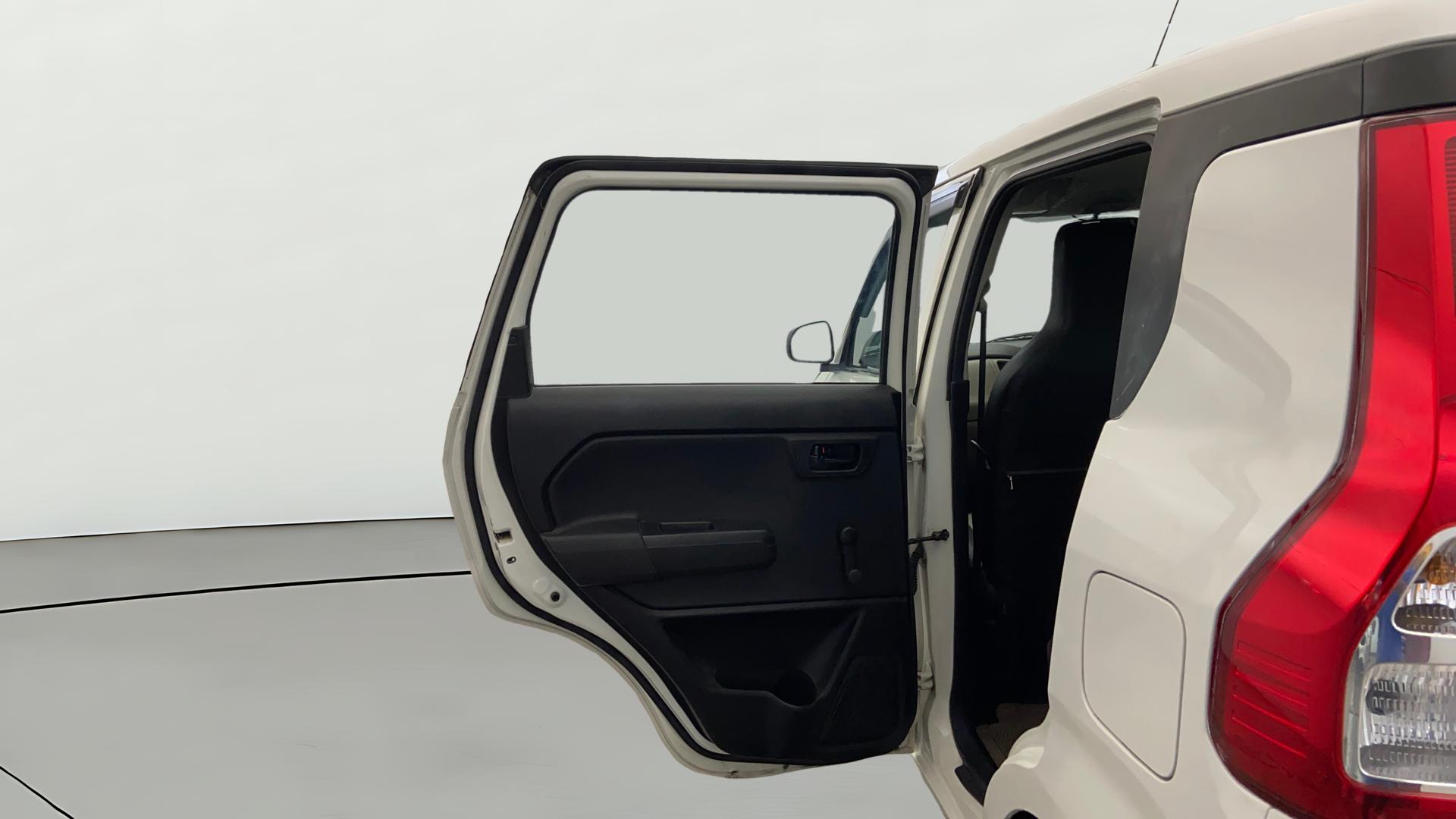 camera-LHS-Rear-Door