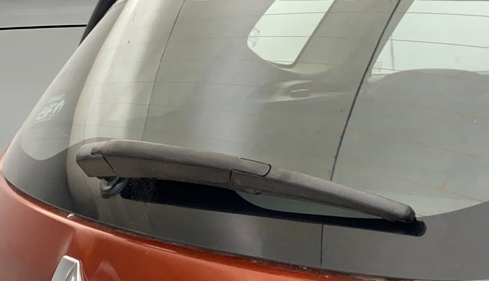2019 Renault Captur PLATINE DIESEL DUAL TONE, Diesel, Manual, 83,603 km, Rear Wiper