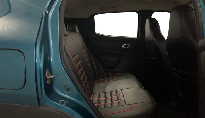 2022 Renault Kwid CLIMBER MT 1.0, Petrol, Manual, 13,136 km, Right Side Rear Door Cabin