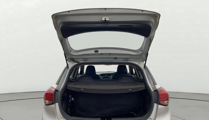 2018 Hyundai Elite i20 SPORTZ 1.2, CNG, Manual, 82,162 km, Boot Door Open