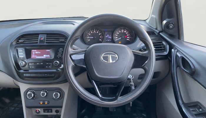 2018 Tata Tiago XT PETROL, CNG, Manual, 77,648 km, Steering Wheel Close Up