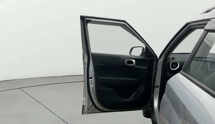 2020 Hyundai VENUE S 1.2, Petrol, Manual, 39,068 km, LHS Front Door