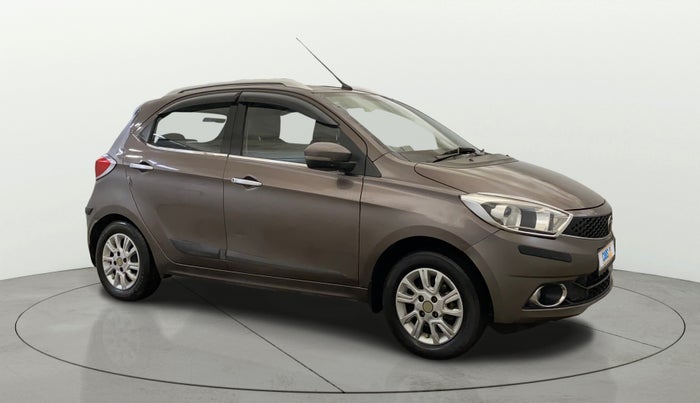 2018 Tata Tiago XZ PETROL, CNG, Manual, 1,01,033 km, Right Front Diagonal
