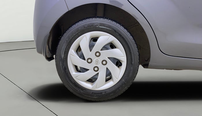 2020 Hyundai NEW SANTRO ASTA MT, Petrol, Manual, 17,383 km, Right Rear Wheel