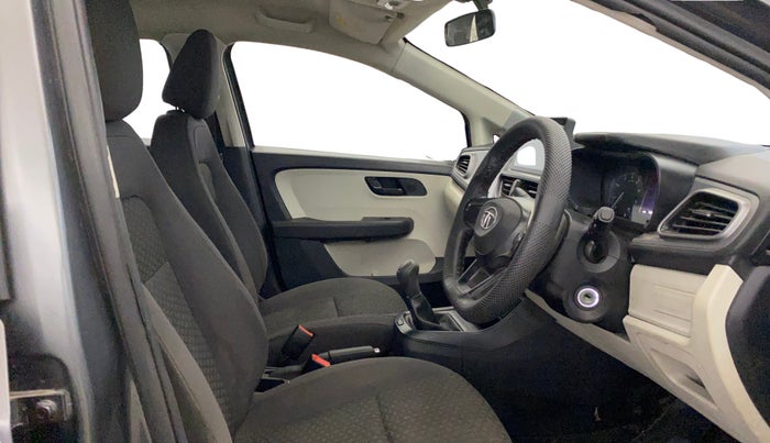 2022 Tata ALTROZ XE PETROL, Petrol, Manual, 74,298 km, Right Side Front Door Cabin