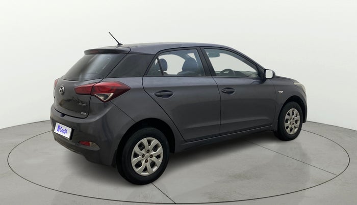 2015 Hyundai Elite i20 MAGNA 1.4 CRDI, Diesel, Manual, 1,17,805 km, Right Back Diagonal
