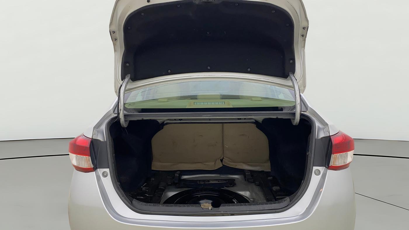 2020 Toyota YARIS J CVT, Petrol, Automatic, 88,337 km, Boot Open Zoomed View