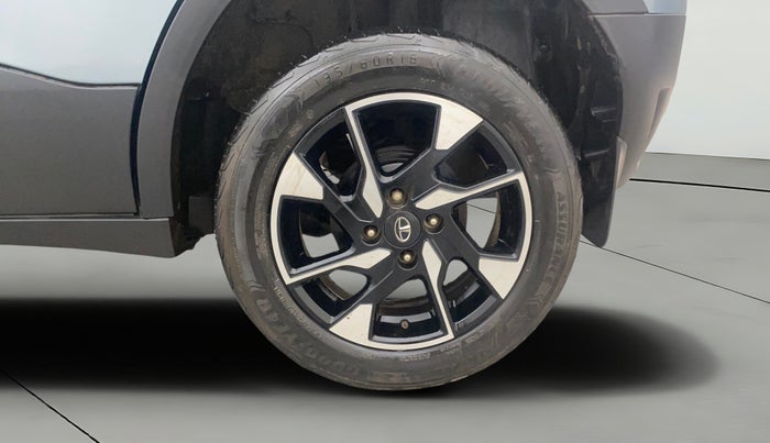 2023 Tata PUNCH ACCOMPLISHED DAZZLE SUNROOF CNG MT, CNG, Manual, 42,835 km, Left Rear Wheel