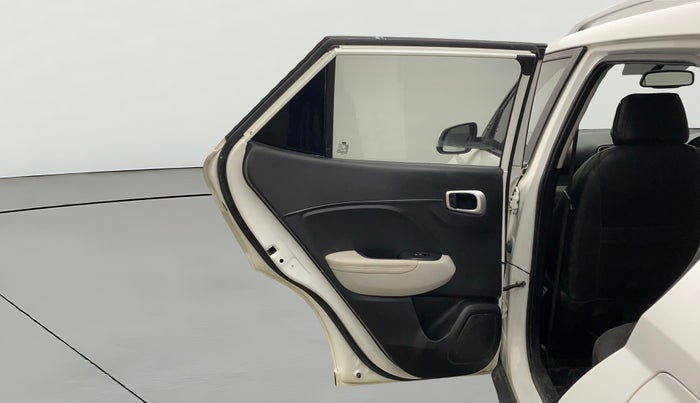 2023 Hyundai VENUE SX (O) 1.0 TURBO DCT, Petrol, Automatic, 27,749 km, LHS Rear Door