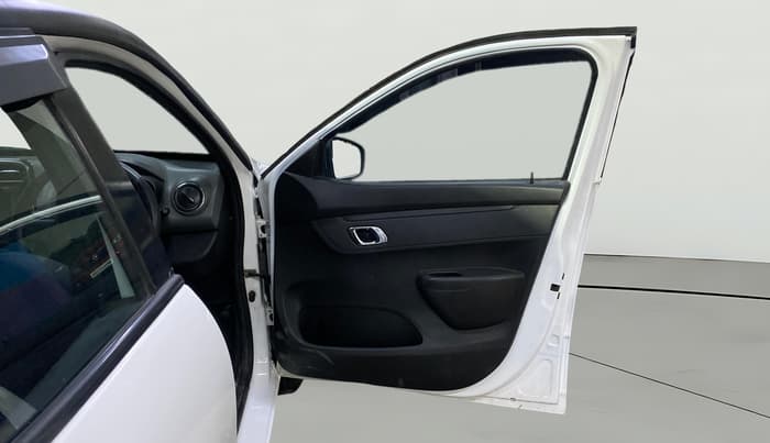 2019 Renault Kwid RXT 1.0 (O), Petrol, Manual, 82,637 km, RHS Front Door