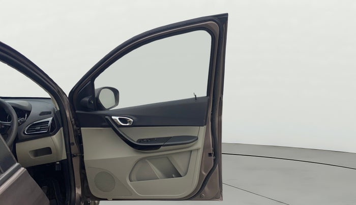 2018 Tata Tiago XZA PETROL, Petrol, Automatic, 54,703 km, RHS Front Door