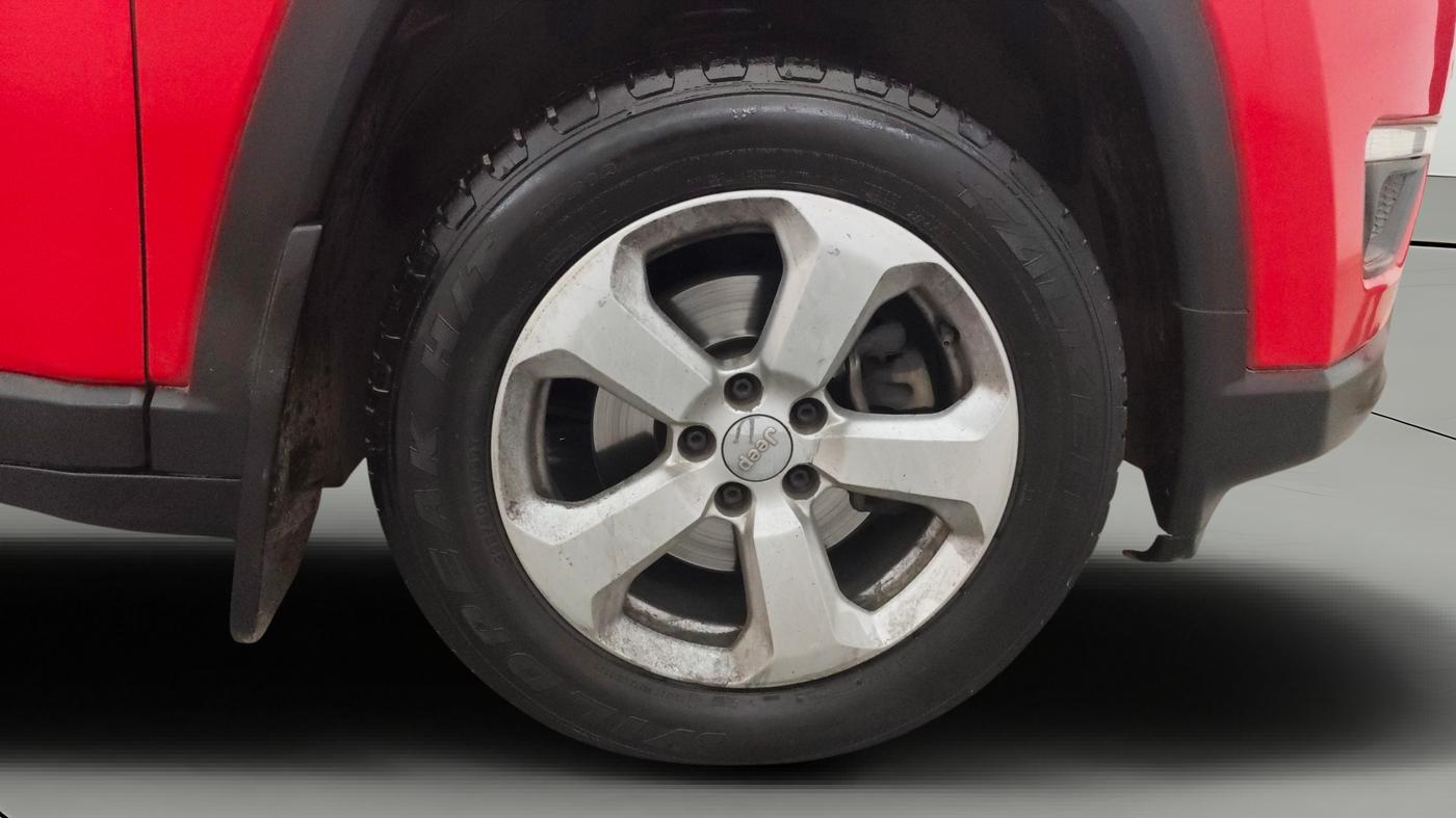 2018 Jeep Compass LONGITUDE (O) 2.0 DIESEL, Diesel, Manual, 1,00,310 km, Right Front Wheel