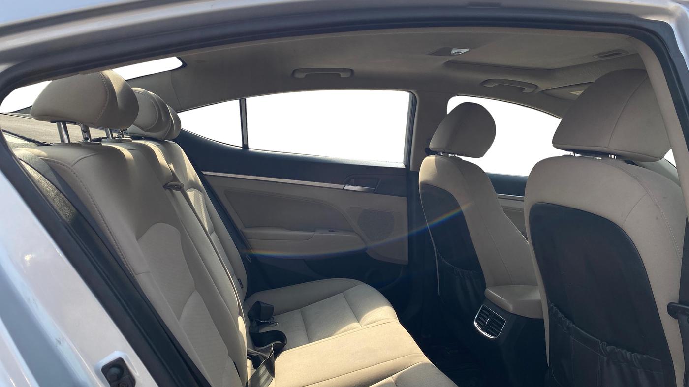 2021 Hyundai New Elantra 2.0 SX MT PETROL, Petrol, Manual, 78,625 km, Right Side Rear Door Cabin