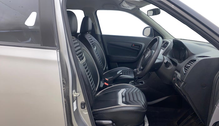 2022 Maruti Vitara Brezza VXI, Petrol, Manual, 51,828 km, Right Side Front Door Cabin