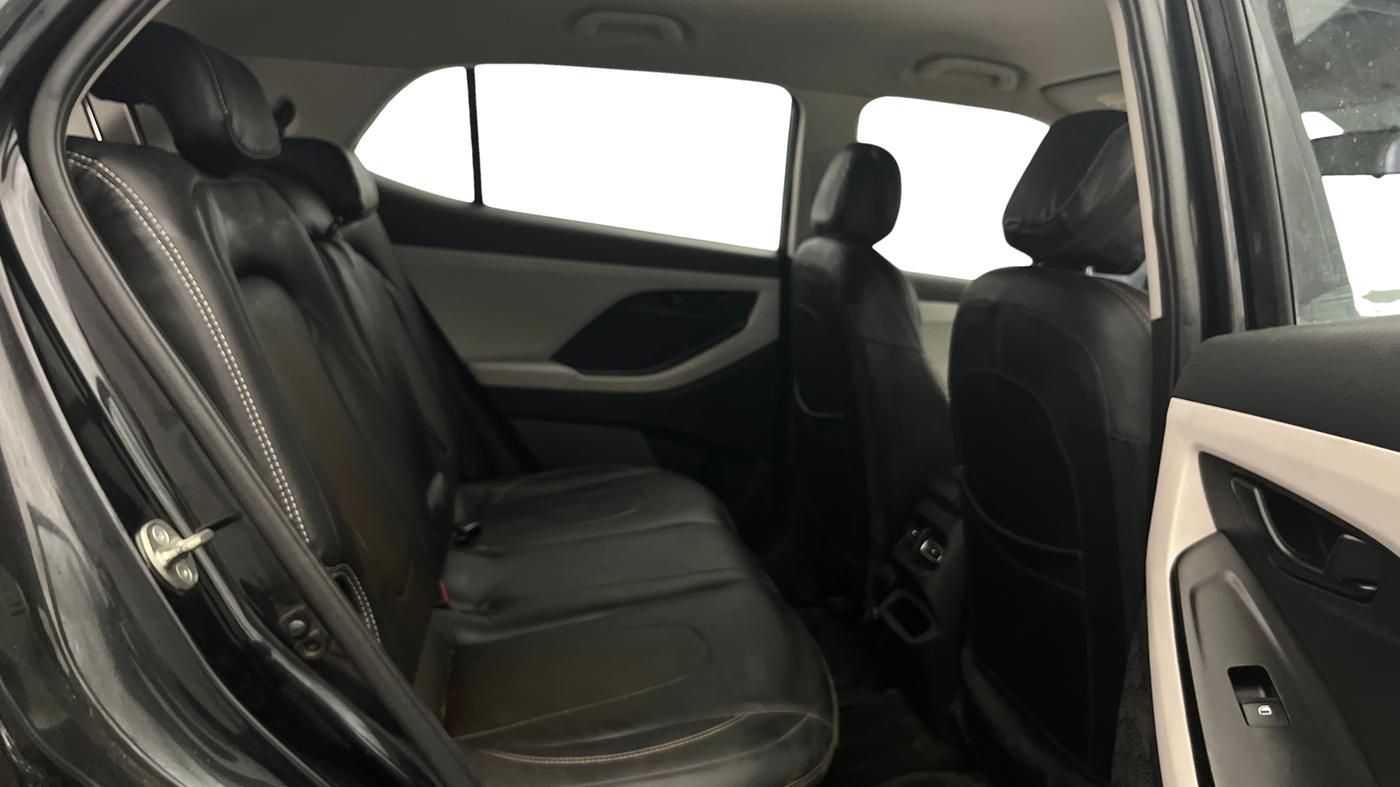 2024 Hyundai Creta E 1.5 DIESEL, Diesel, Manual, 65,368 km, Right Side Rear Door Cabin
