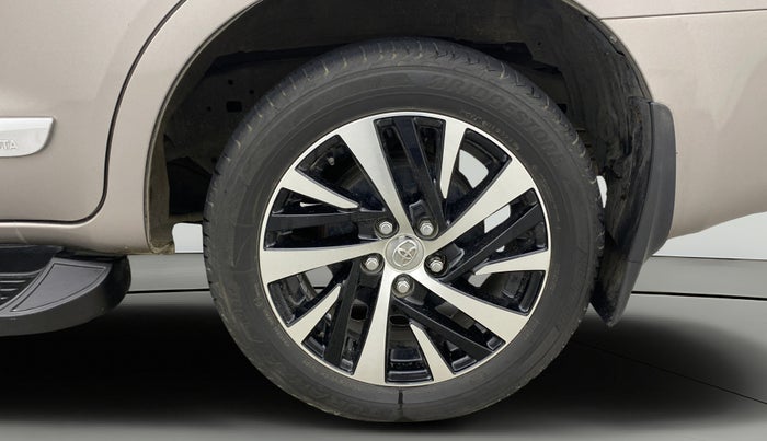 2022 Toyota Innova Crysta 2.7 ZX AT 7 STR, Petrol, Automatic, 32,464 km, Left Rear Wheel