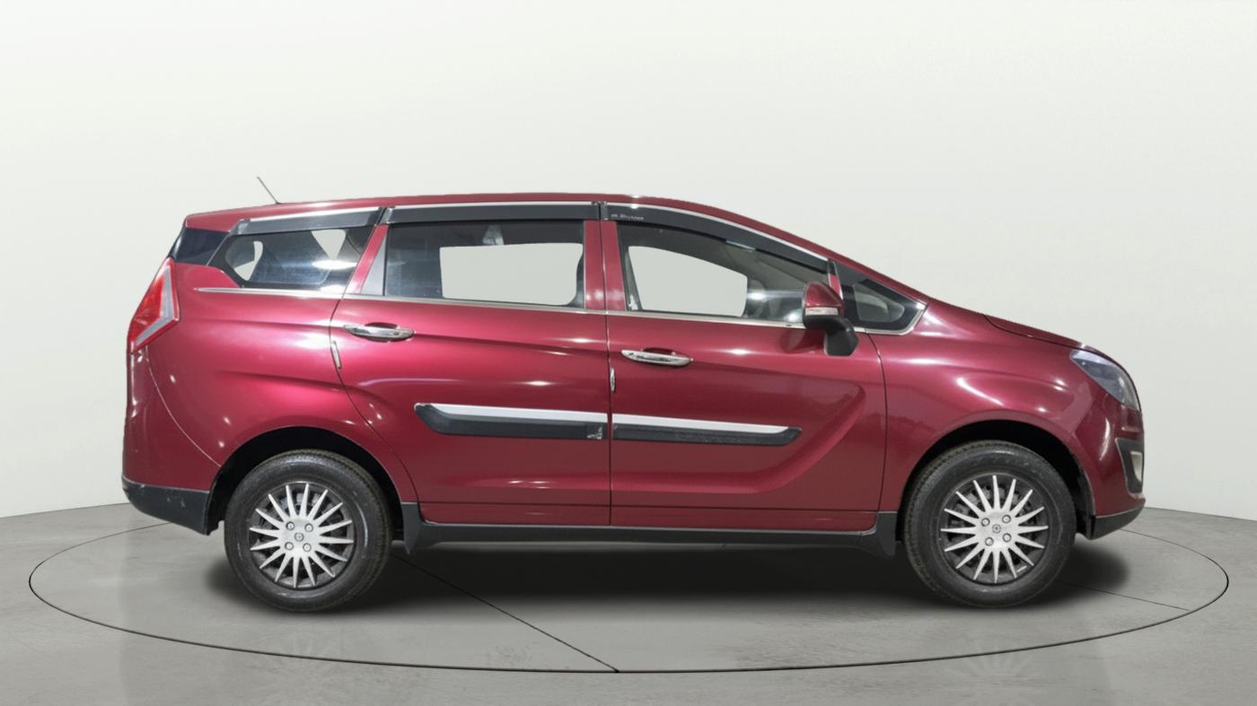 2019 Mahindra MARAZZO M4 8 STR, Diesel, Manual, 85,426 km, Right Side View