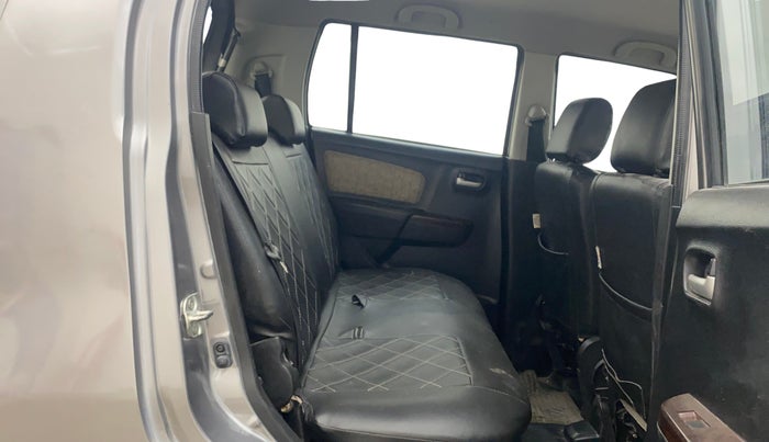 2017 Maruti Wagon R 1.0 VXI AMT, Petrol, Automatic, 78,443 km, Right Side Rear Door Cabin