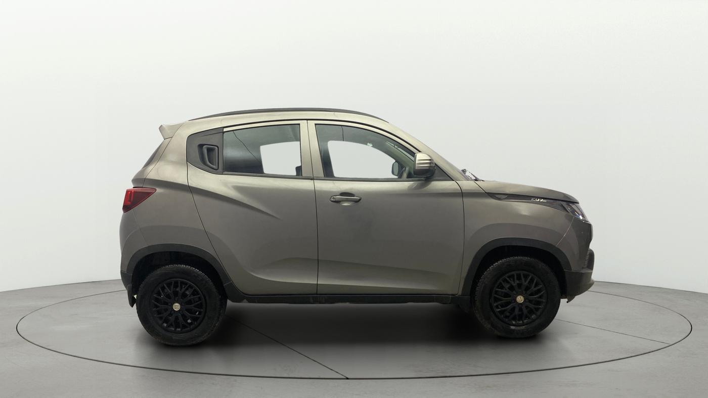 2016 Mahindra Kuv100 K4 6 STR, Petrol, Manual, 95,396 km, Right Side View