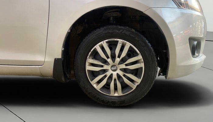 2014 Maruti Swift VXI, Petrol, Manual, 48,783 km, Right Front Wheel