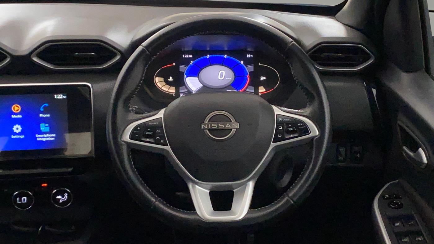2022 Nissan MAGNITE XV PREMIUM TURBO, Petrol, Manual, 43,335 km, Steering Wheel Close Up