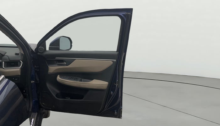 2023 Honda ELEVATE VX MT, Petrol, Manual, 52,077 km, RHS Front Door