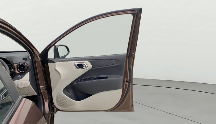 2020 Hyundai AURA SX 1.2, Petrol, Manual, 26,704 km, RHS Front Door