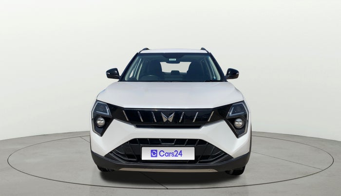 2024 Mahindra XUV 3XO AX5 1.2 L TCMPFI AT, Petrol, Automatic, 41,138 km, Front