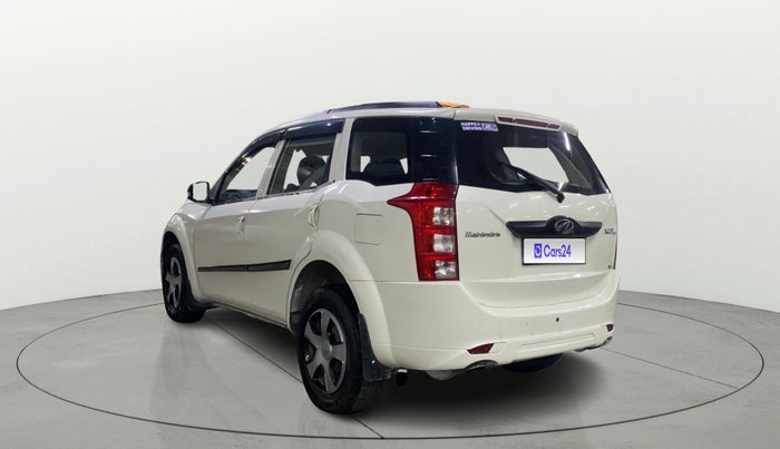 2017 Mahindra XUV500 W4, Diesel, Manual, 74,520 km, Left Back Diagonal