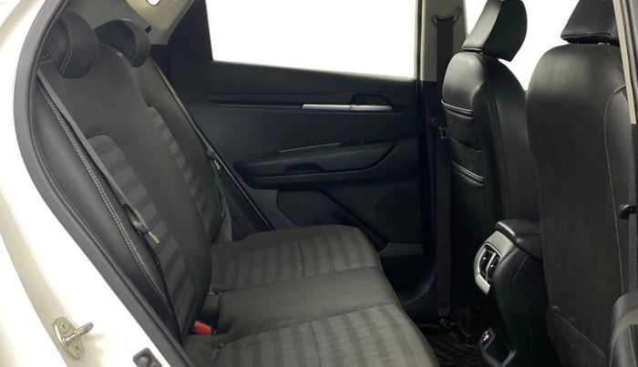 2020 KIA SONET HTK PLUS 1.0 DCT, Petrol, Automatic, 52,242 km, Right Side Rear Door Cabin