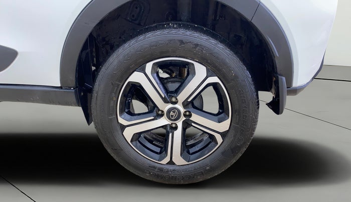 2022 Tata NEXON XZA PLUS (HS) PETROL, Petrol, Automatic, 33,373 km, Left Rear Wheel
